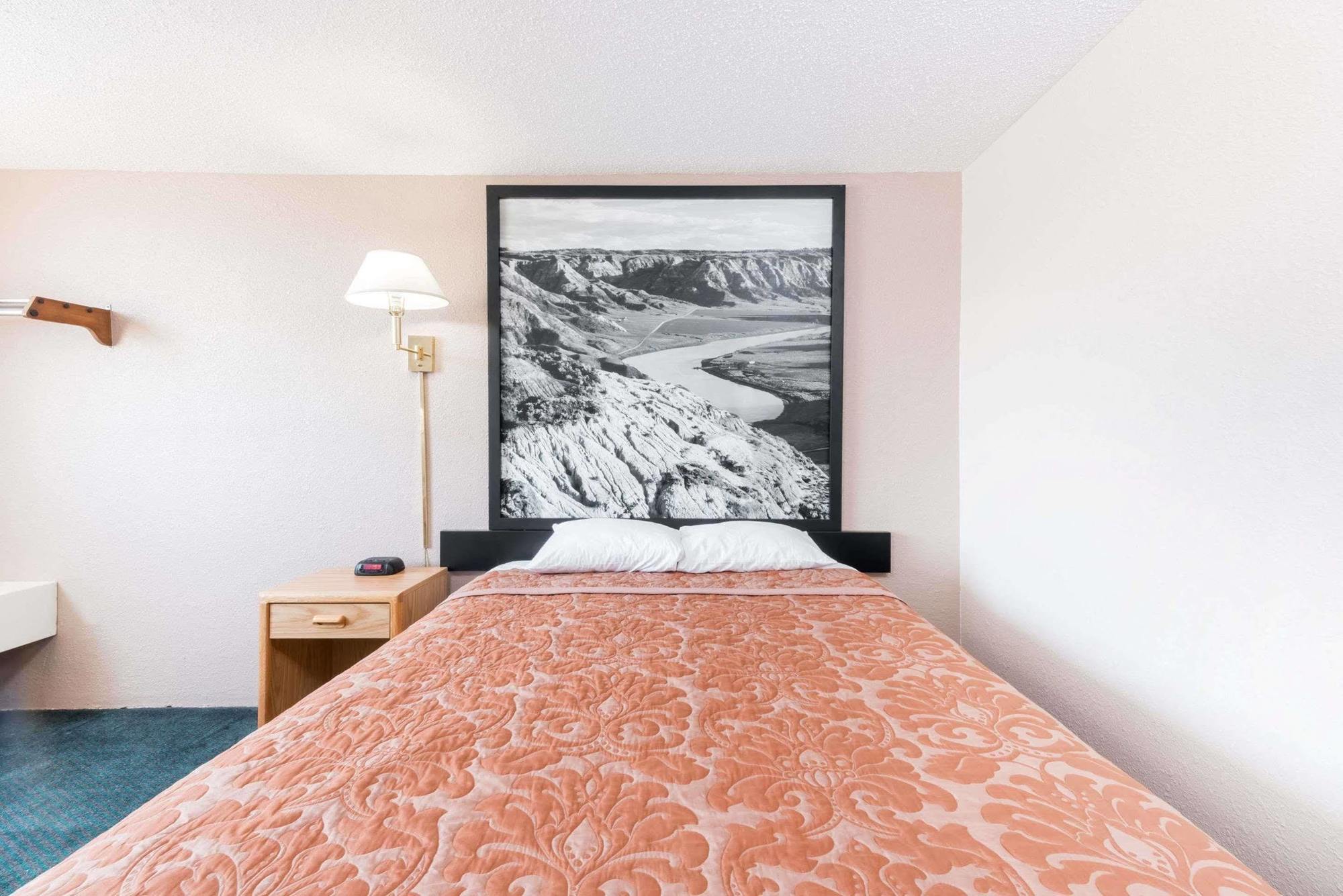 Super 8 By Wyndham Glendive Exterior foto